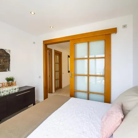 Fantastic Penthouse 270m2 With Amazing Sea Views
